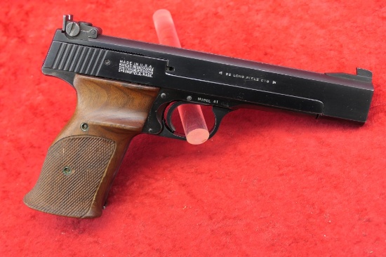 Smith & Wesson Model 41 22 cal Target Pistol
