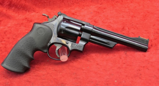 Smith & Wesson 27-2 357 Magnum Revolver