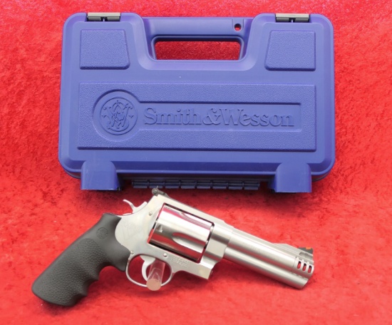 Smith & Wesson Model 460 Revolver