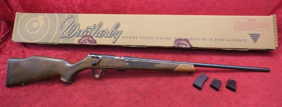 NIB Weatherby Mark XXII Deluxe Rifle in 22 cal.