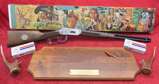 Winchester Comm. Bicentennial 76 Rifle & Access.