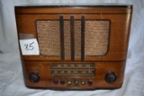 Rca Victor Radio, Model 348, 9 1/2