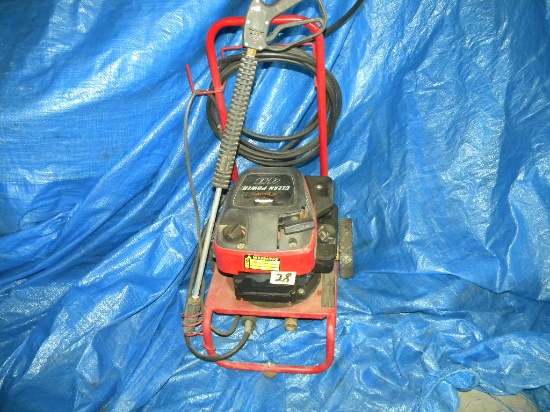 Qua-hro Pressure Washer, 4.0 Hp, 1500 Psi.