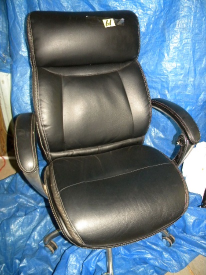 Centra Comfort Adjustable Office Chair.