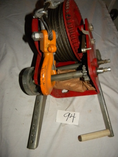 Mechanical Winch W/cable.