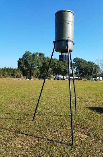 Remington Xpress Deer Feeder Farm Machinery Implements