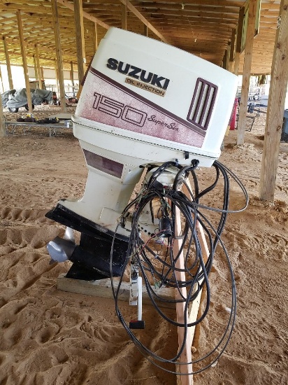 1990s Model Suzuki Outboard Motor *RUNS*