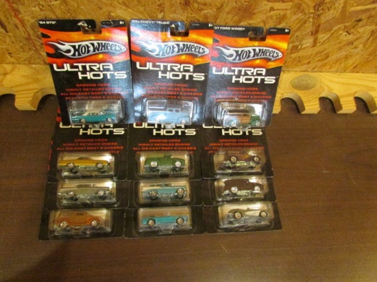 (12) Hot Wheels