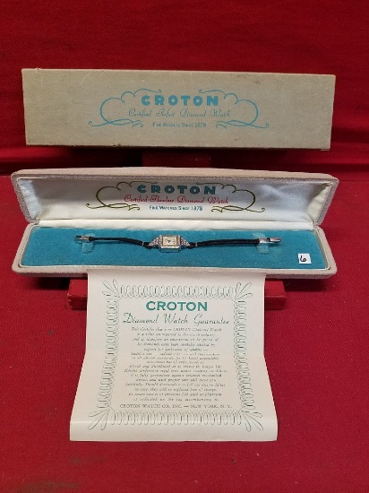 Ladies Croton Diamond Watch **WORKS**