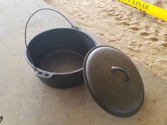 Cast Iron Pot W/ Lid