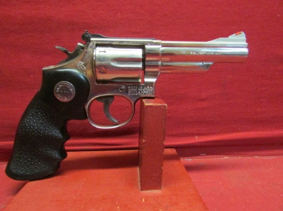 Smith & Wesson .357 Magnum 6 Shot Revolver.