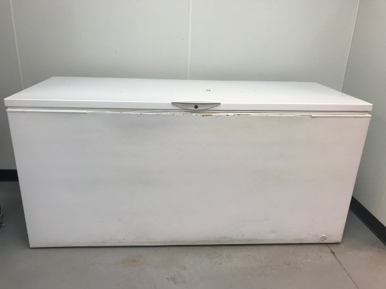 6ft Frigidaire Gallery Chest Freezer