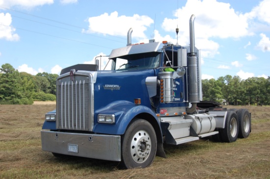 2004 KW W900L