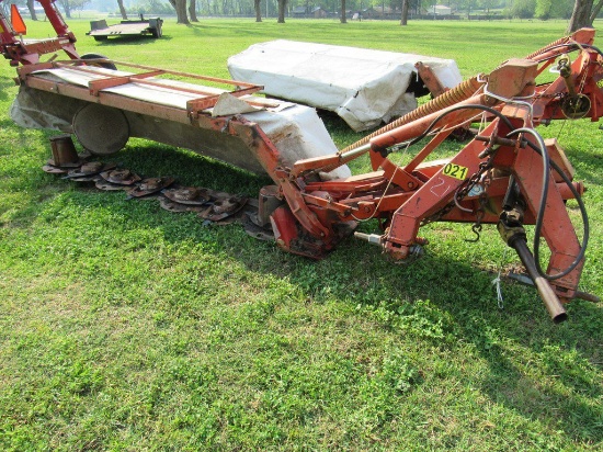 Kuhn GMD700 9' mower