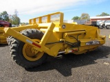 John Deere 1812C dirt pan