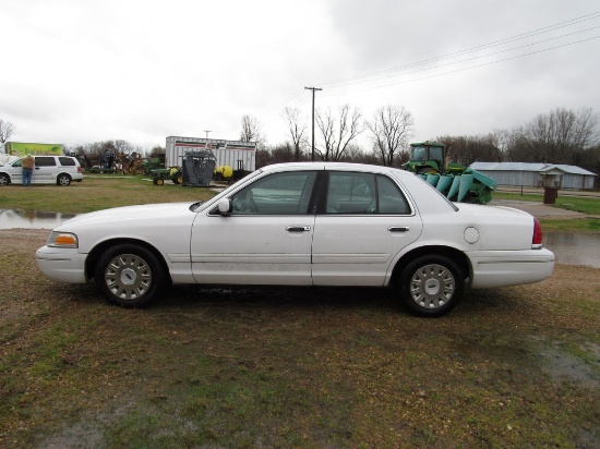 2003 Ford Crown Victoria