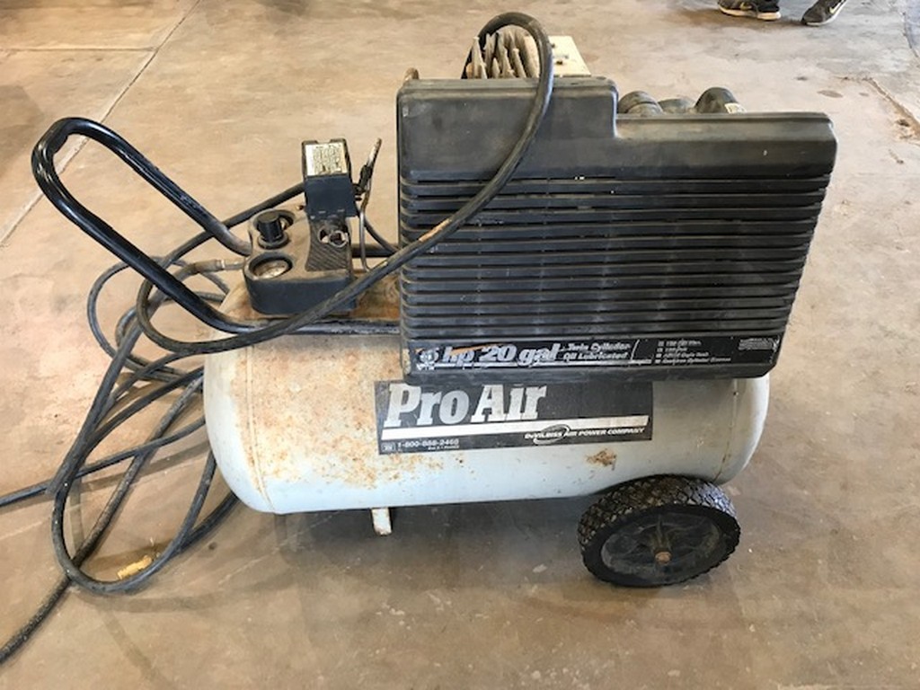 Pro air 5hp 20 deals gallon air compressor