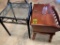 Lot of 2 side tables