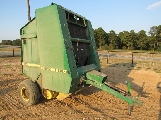 JD 435 round baler w/monitor