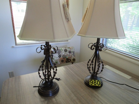 2 Lamps