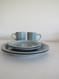 2 Dinner plates, saucers & cups