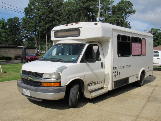 2009 Chevrolet 4500 Glaval Bus
