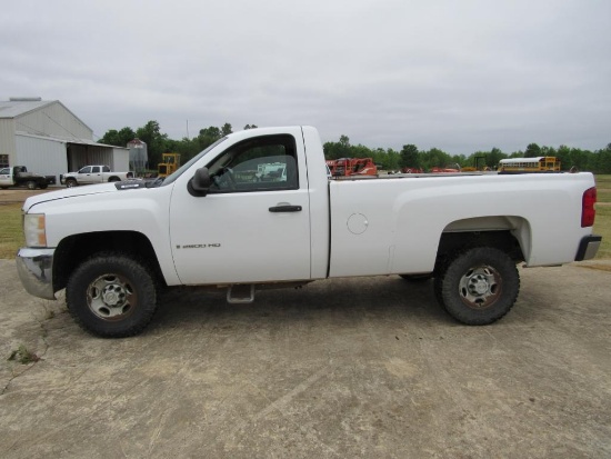 2008 Chevrolet Silverado 2500HD LWB 2WD Truck