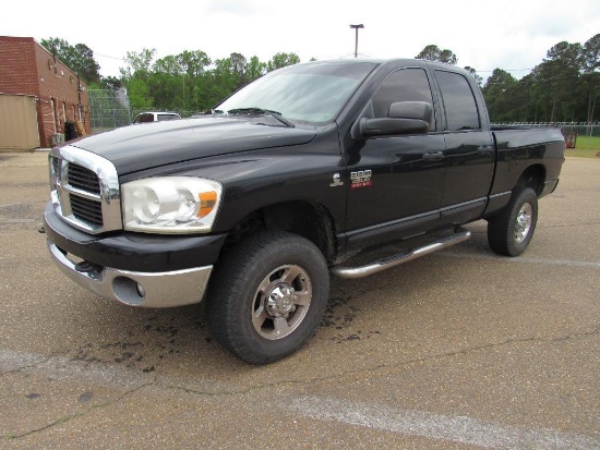 2007 Dodge Ram Crew Cab Pickup 2500