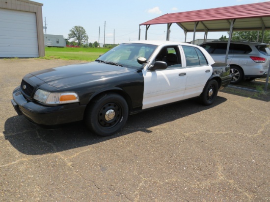 2010 Ford Crown Victoria