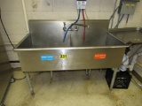 2 Compartment stainless steel sink w/drying rack
