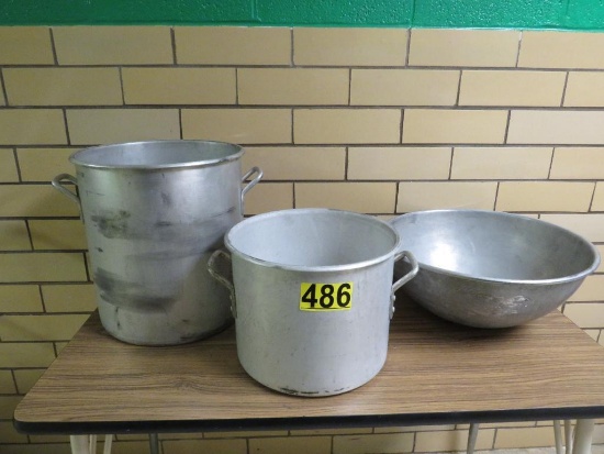 (3) Aluminum Pots / Bowl