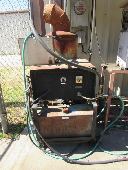 SUNTEC steam cleaner w/electric pump & diesel heat