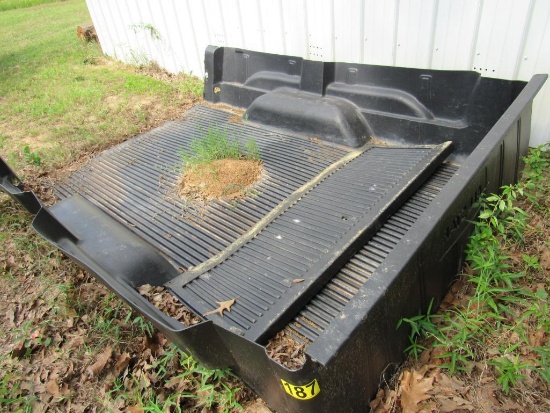 Plastic truck bed liner