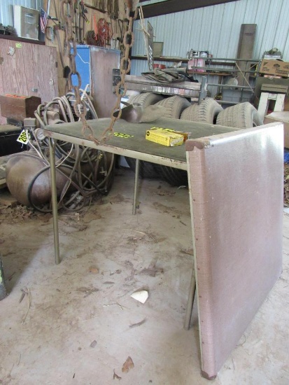 Folding card tables