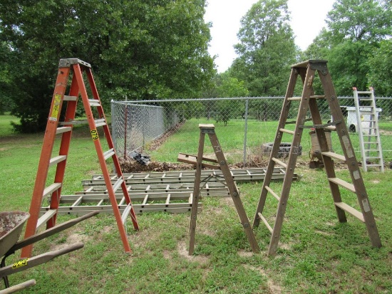 (2) 6' ladders and (1) 4' ladder