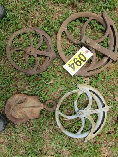 (4) Well pulleys