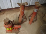 Bottle jack and jack stands