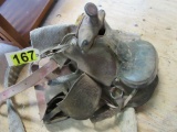 Saddle
