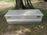 Aluminum tool box