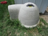 Indigo dog house