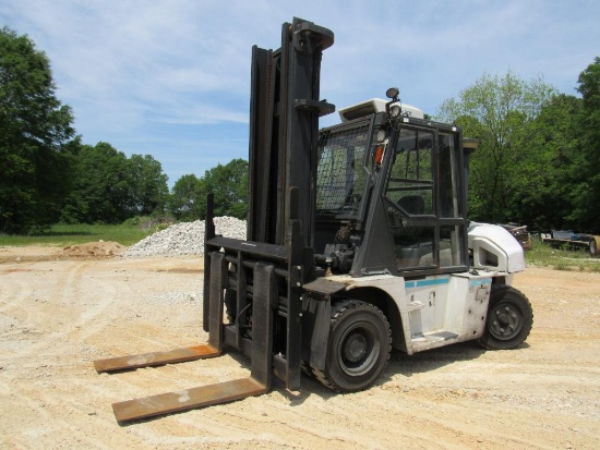 2015 Unicarriers Corp LIF6F70V Industrial Forklift Hydraulic fork positioners, side shaft, cab heat