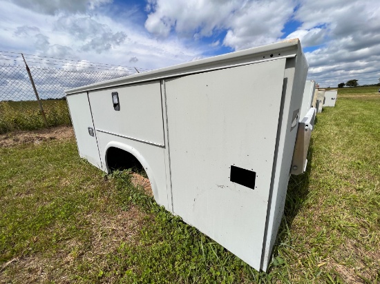 Knapheide service body truck bed 8' x 9'