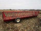 Apache 24 ft portable feed wagon