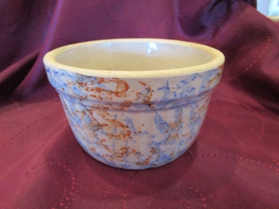 RW Spongeware bowl, full panel & ridge (cap bowl) (hairline)