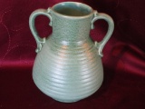 Rum Rill #587 Vase Produced In Red Wing 7