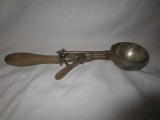 Vintage #31 Brass Ice Cream Scoop, Gilchrists Co. 11