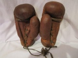 Vintage Leather Boxing Gloves - Laces (very Good Condition) 9 3/4