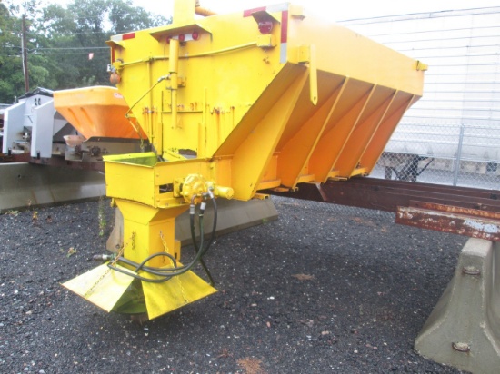 10' Sand/Salt Spreader