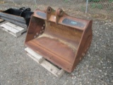Caterpillar 48 in. Cleanout Bucket