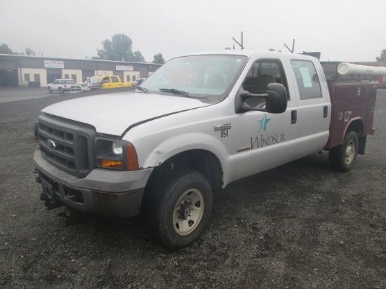 2005 Ford F-250 XL Utility Body Truck